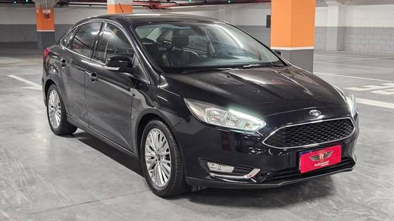 FORD FOCUS 2.0 SE 16V FLEX 4P POWERSHIFT FORD FOCUS 2.0 SE 16V FLEX 4P POWERSHIFT